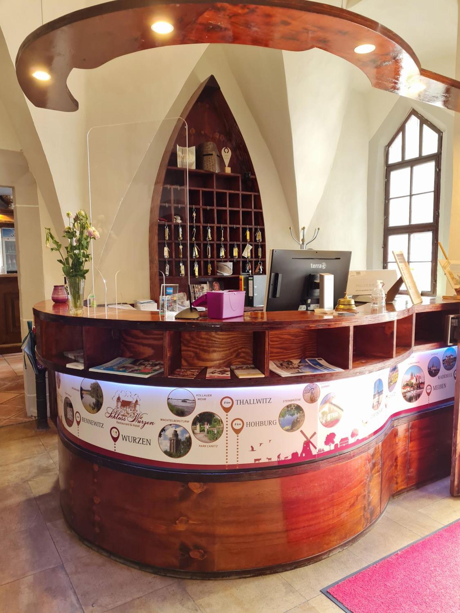 Hotel Schloss 3*